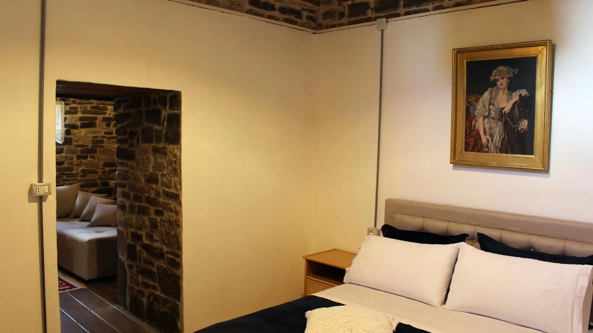Guest House Muli Gjirokastër Casa de Férias