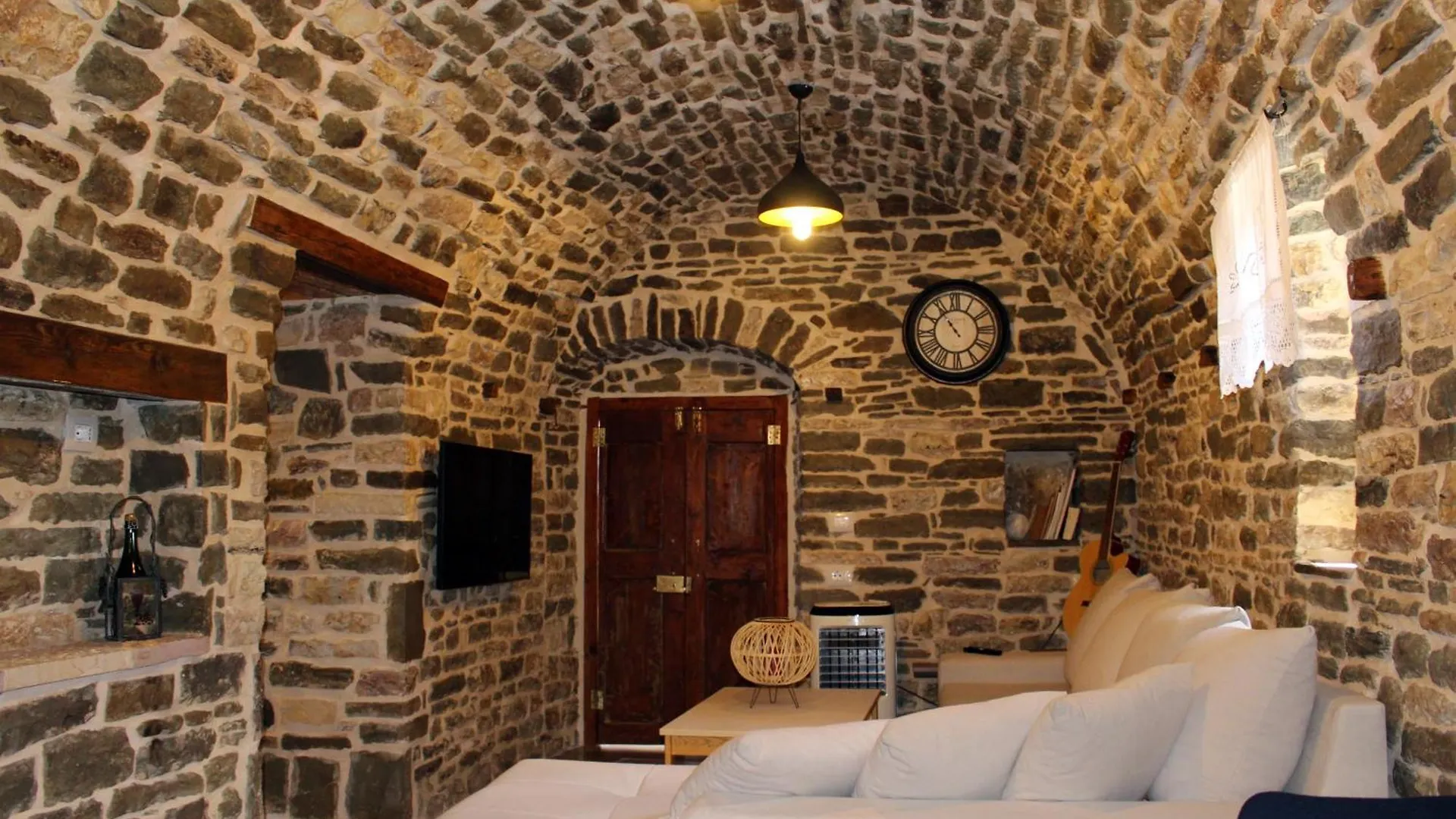 Guest House Muli Gjirokastër Casa de Férias