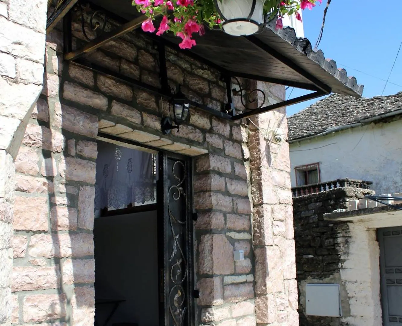 Guest House Muli Gjirokastër Casa de Férias